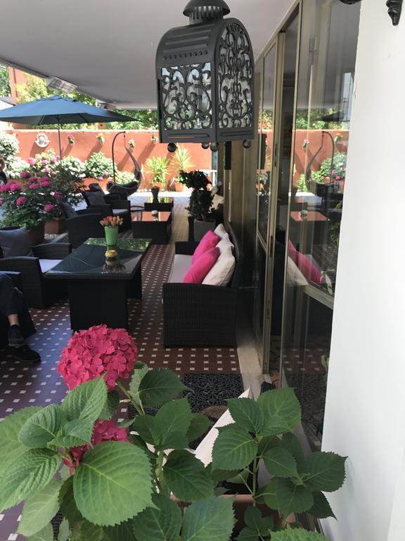 רימיני Hotel Mirella מראה חיצוני תמונה